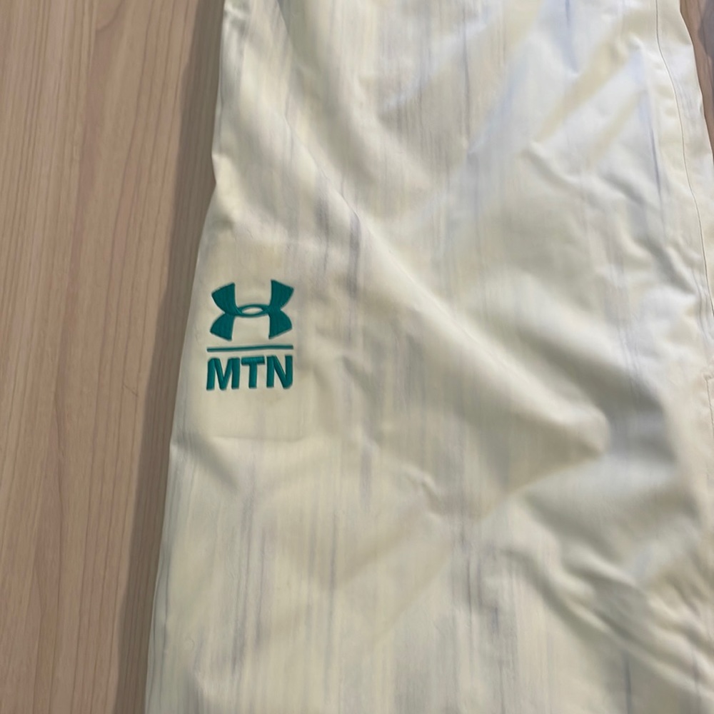 Under Armor Mountain Snow pants
